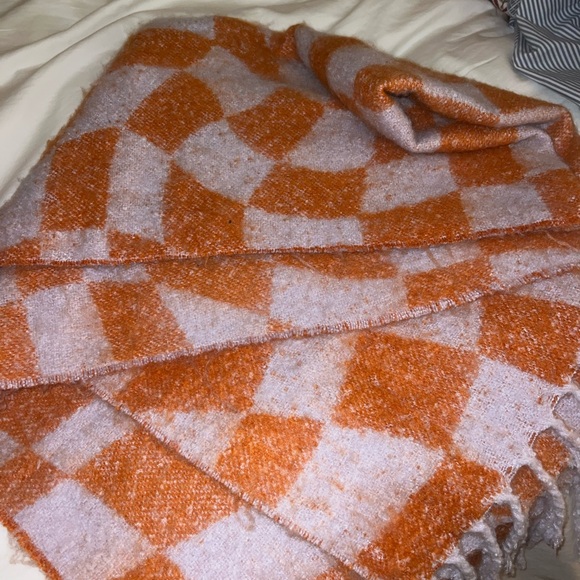 Urban Cozy Orange and White Checkered Blanket Scarf - Picture 2 of 5